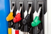 Petrom a majorat preţul benzinei