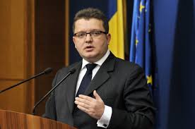 Lucian Vladescu sustine ca si-a prezentat demisia de la sefia ANRMAP din motive personale, fara legatura cu OUG 77/2012