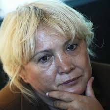 Fost director de banca din Sibiu, parte din reteaua infractorilor, care au furat si vandut actiuni de 200.000 de euro, detinute de Ana Maria Mihaescu