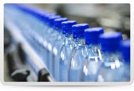 12 tipuri de apa recomandate pentru bebelusi analizate de Protectia Consumatorilor